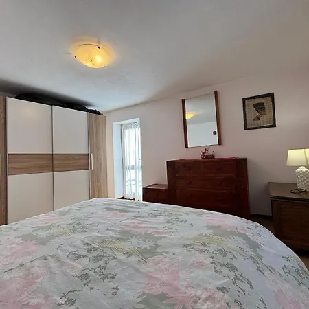 Casa Batita Civano - Larihome A67 * Dosso del Liro
